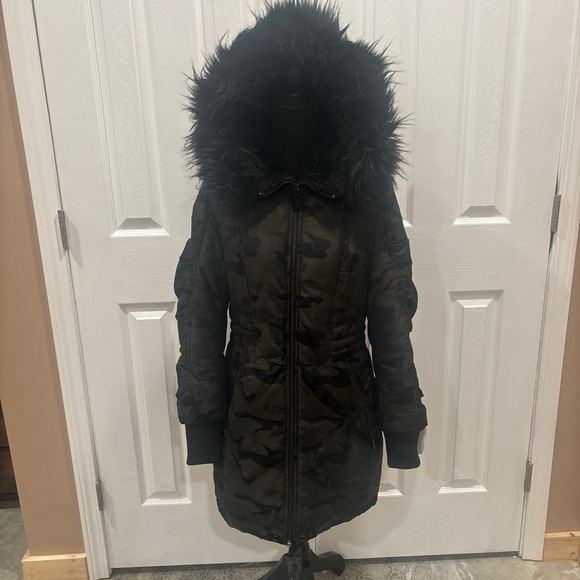 DKNY Womens Cammo Faux Fur Trim Puffer Coat Size M - Picture 3 of 8